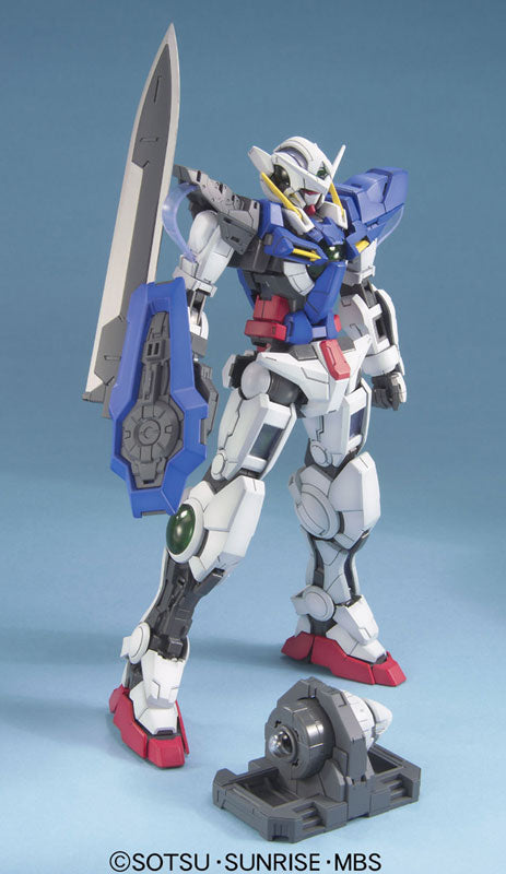 Bandai Hobby MG Gundam Exia Gundam 00 (BAN159452)